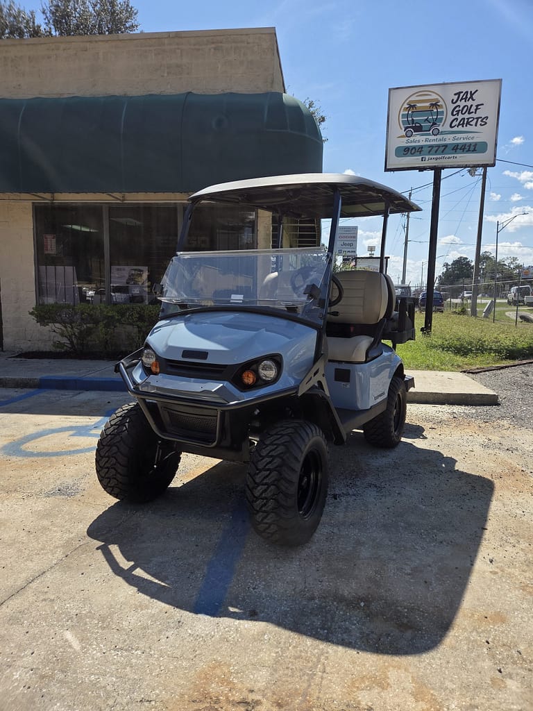 2026 E-Z-GO EXPRESS 4 Summit X front view