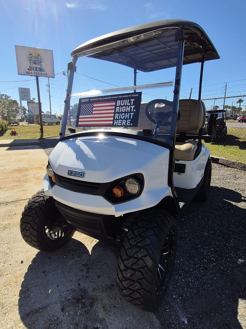 2023 E-Z-GO Express 4 X